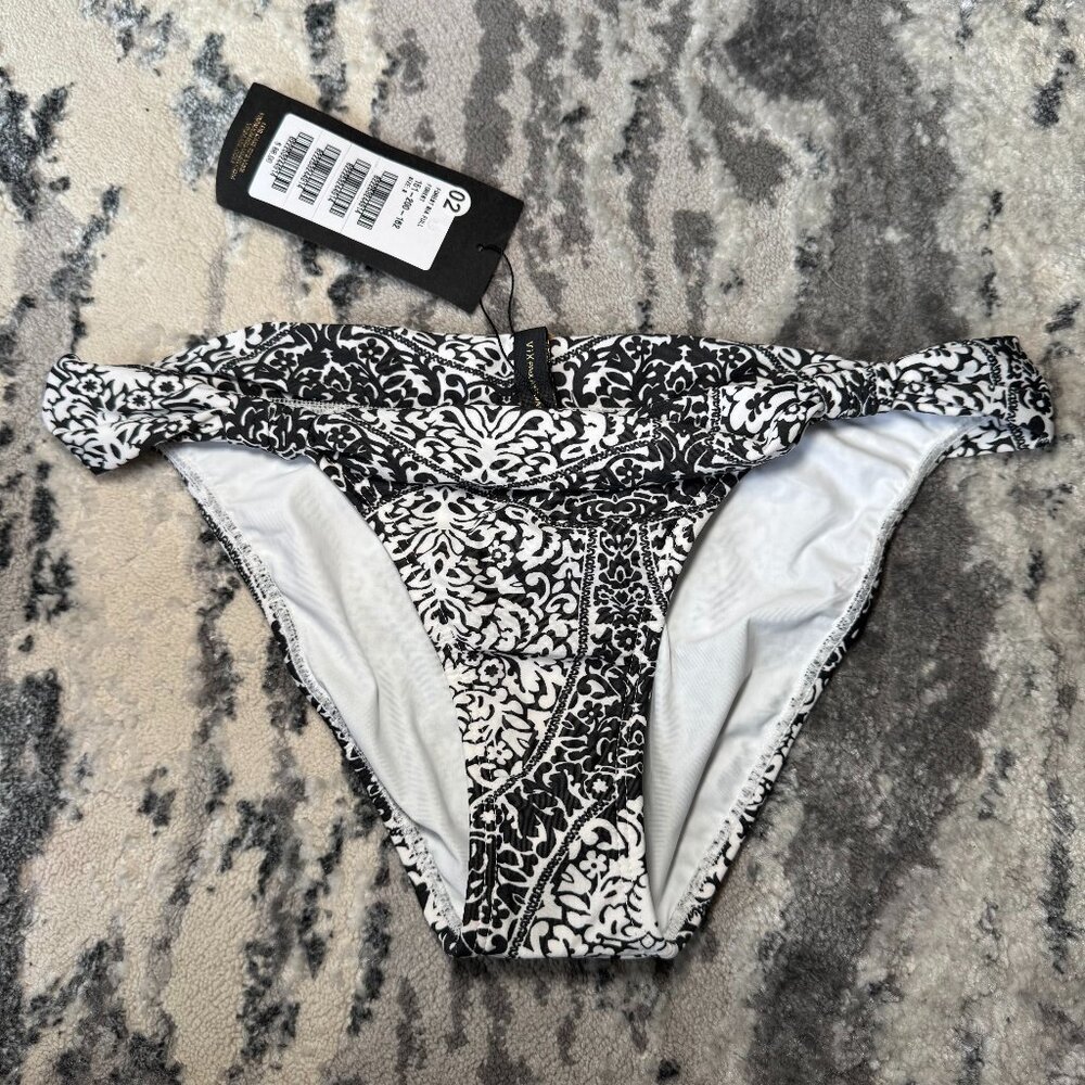 Vix Paula Hermanny NWT Black and White Floral Bikini Bottoms